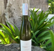 Two Islands Riestling 750ml